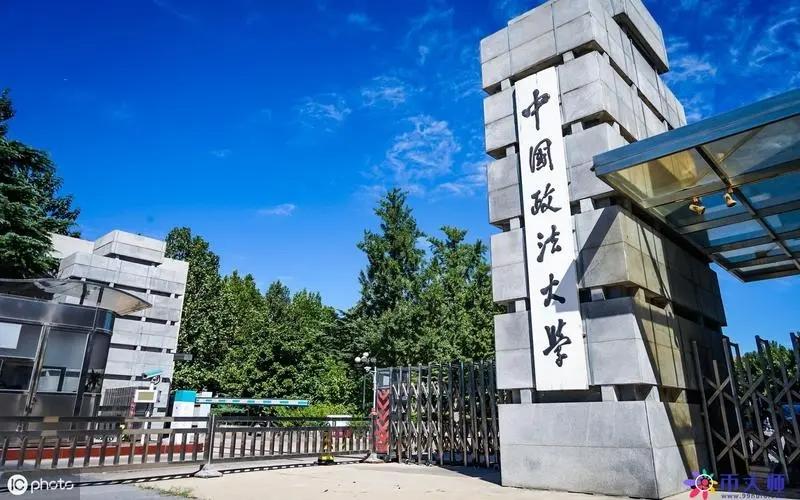 法学专业就业前景 ：法学的6个主要就业方向？哪个更好？求学路很艰辛